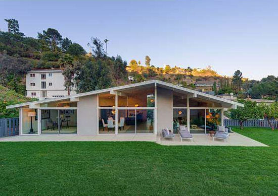 On the market: 1950s three-bedroom midcentury modern property in Los Angeles, California, USA