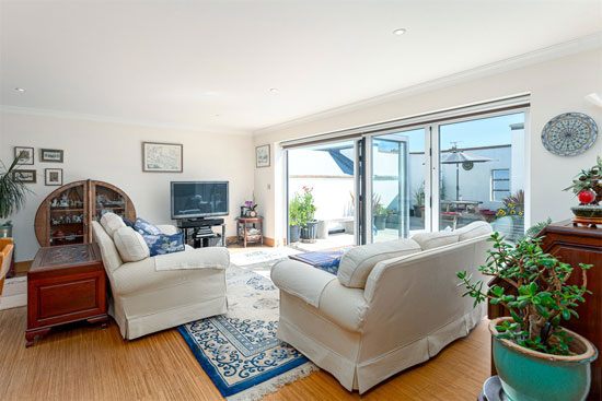 Apartment in the 1930s Manor Road Garage in East Preston, West Sussex