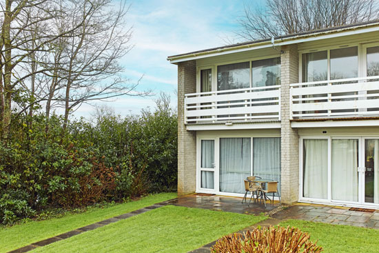 Midcentury modern holiday home at Atlantic Reach, Newquay, Cornwall