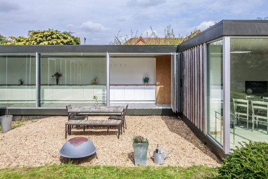 1960s Michael Manser modern house in Ashtead, Surrey