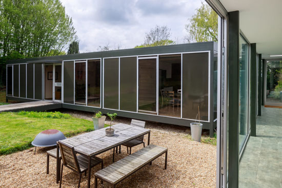 1960s Michael Manser modern house in Ashtead, Surrey