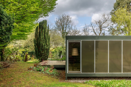 1960s Michael Manser modern house in Ashtead, Surrey