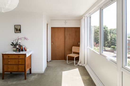 1960s midcentury modern house in London SW20