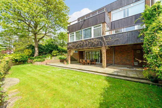 Five-bedroom modernist property in Highgate Ponds, London N6