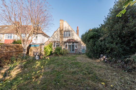 1920s Meadway estate time capsule in London N14