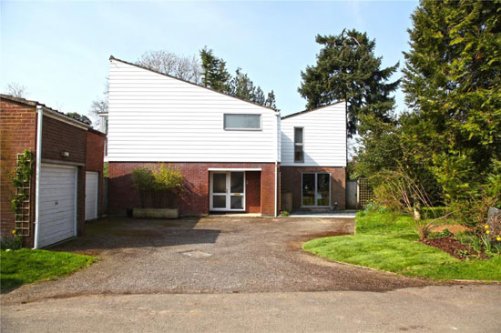 1960s midcentury modern house in Great Missenden, Buckinghamshire