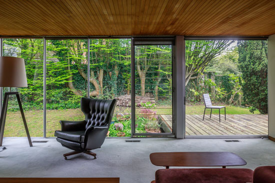 1960s Michael Manser modern house in Ashtead, Surrey