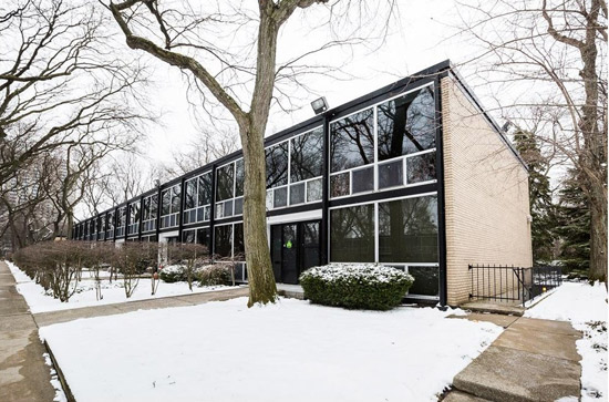1950s Mies Van Der Rohe-designed townhouse in Detroit, Michigan, USA