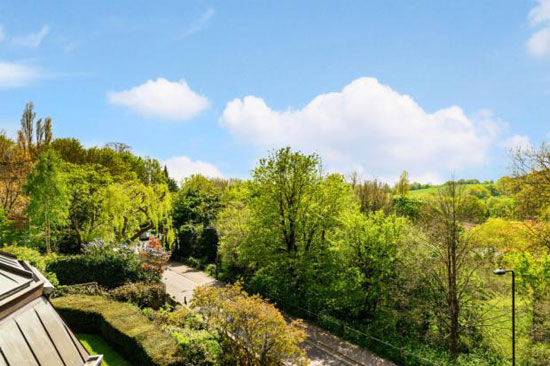 Five-bedroom modernist property in Highgate Ponds, London N6