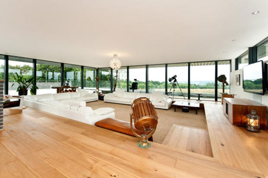 maid3 Five-bedroom contemporary modernist property in rural Maidstone, Kent