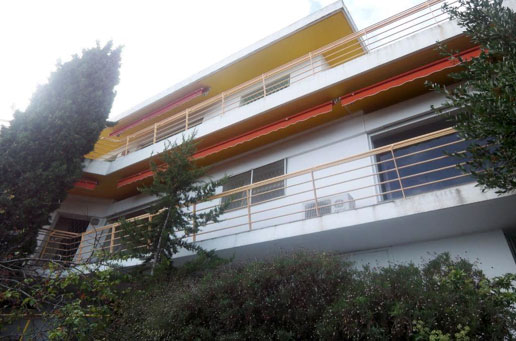 man1 1970s André Minangoy-designed four-bedroom property in Grasse, Alpes-Maritimes, France
