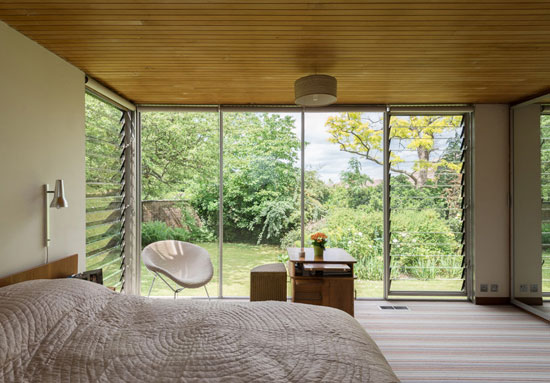 1960s Michael Manser-designed single-storey modernist property in Ashtead, Surrey