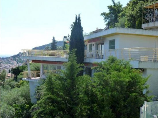 man8 1970s André Minangoy-designed four-bedroom property in Grasse, Alpes-Maritimes, France