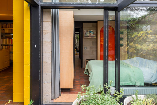 1970s Martin Crowley modern house in London SE5