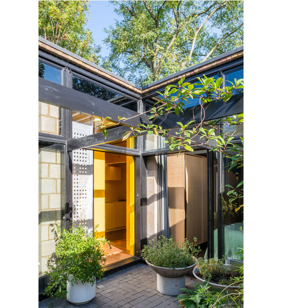 1970s Martin Crowley modern house in London SE5