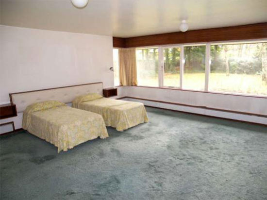 mas4 1960s three-bedroom modernist property in Formby, Merseyside