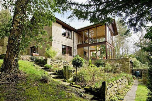 Back to the 1970s: Architect-designed four-bedroom house in Darley Dale, Matlock, Derbyshire