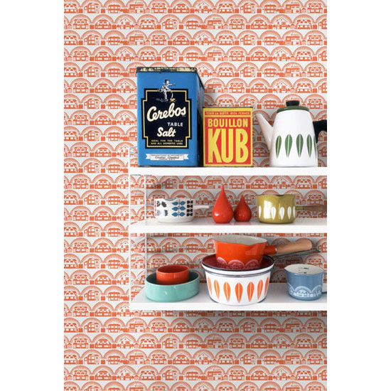 Houses on walls: Metroland wallpaper by Mini Moderns