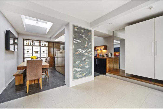 Three-bedroom mews conversion in London W11