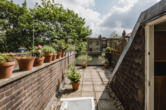 1960s midcentury modern townhouse in London W2