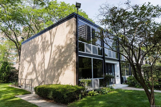 Mies Van Der Rohe-designed townhouse in Lafayette Park, Detroit, Michigan, USA