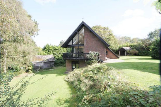 On the market: Cheshire Robbins-designed three-bedroom property in New Milton, Hampshire