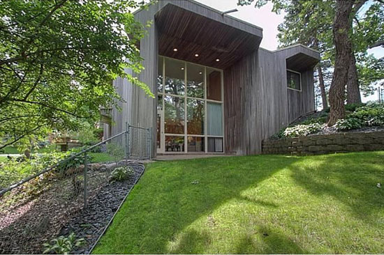 1960s James Stageberg-designed midcentury modern property in Edina, Minnesota, USA