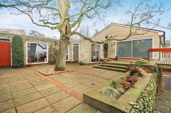 1960s modernism: Four-bedroom property in Minster Lovell, near Witney, Oxfordshire