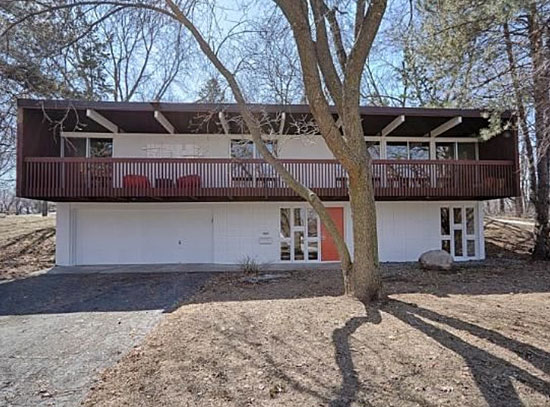 1960s midcentury modern property in Minneapolis, Minnesota, USA