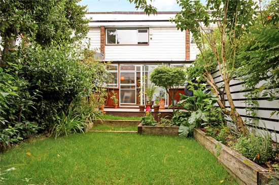 1960s modern townhouse in London SE23