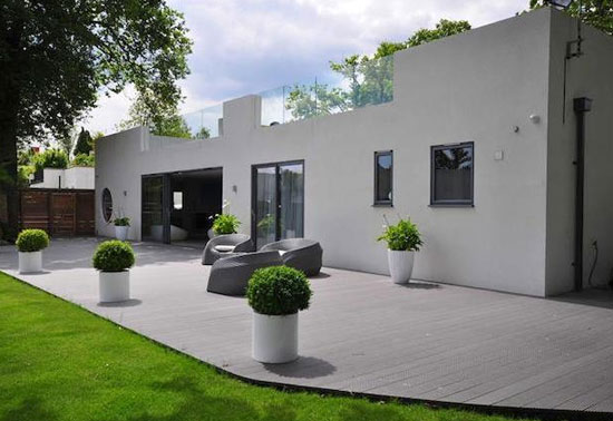 1930s modernist property in Hamble, near Southampton, Hampshire