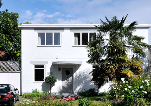 1940s Andrew G. Alexander-designed detached house in London W4