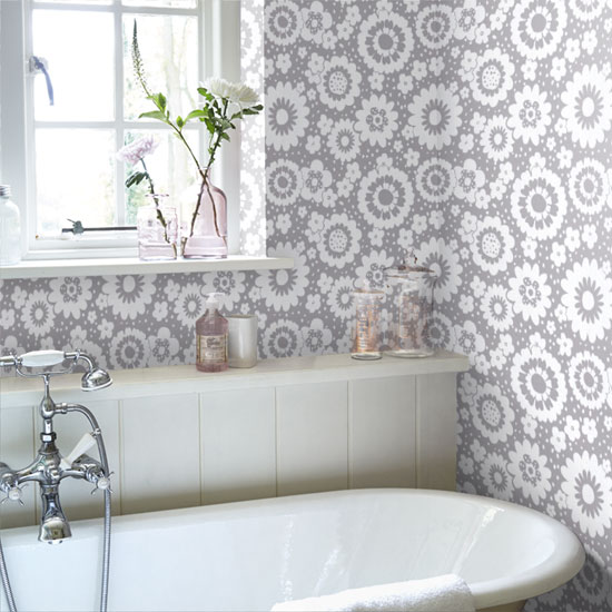 Design spotting: 1960s-style Mod Meadows wallpaper by Layla Faye