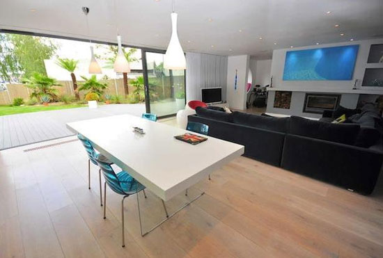 1930s modernist property in Hamble, near Southampton, Hampshire