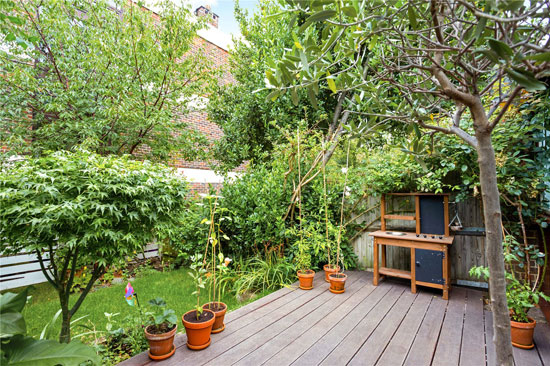 1960s modern townhouse in London SE23