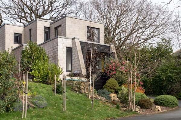 1970s Brooks Thorp Partners modern house in Leeds, West Yorkshire