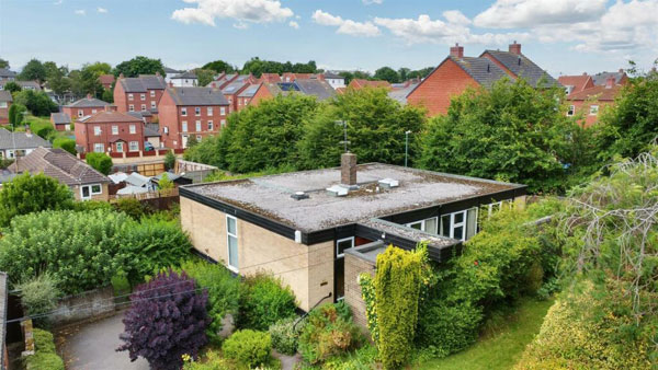 1960s time capsule and modern house in Nottingham