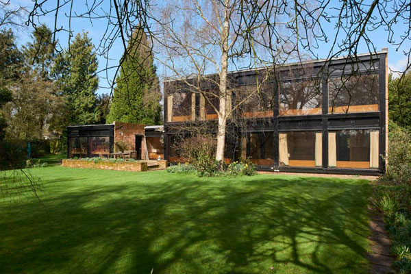 1960s modernism: Ian Fraser & Associates-designed property in Newnham, Hampshire