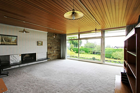 1960s Elsworth Sykes-designed Garth House midcentury modern property in North Ferriby, East Yorkshire