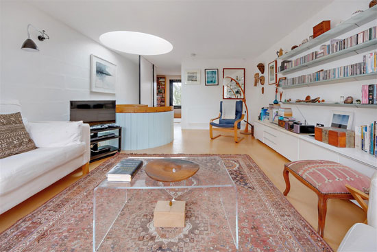 1960s Neave Brown modern townhouse in London N19