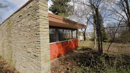 1960s Richard Neutra-designed midcentury modern property in Uniontown, Pennsylvania, USA