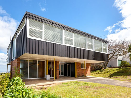 1950s Rigby Mullen midcentury modern house in Thames, New Zealand