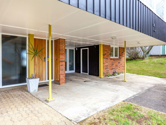 1950s Rigby Mullen midcentury modern house in Thames, New Zealand