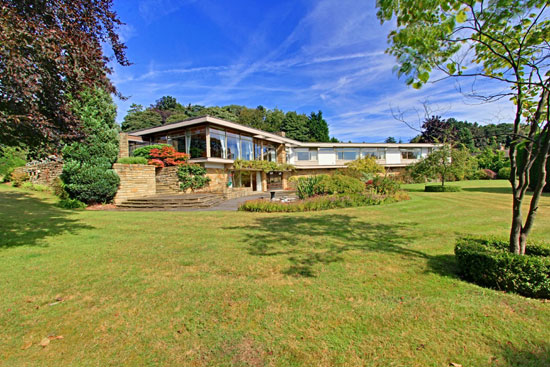 1960s Elsworth Sykes-designed Garth House midcentury modern property in North Ferriby, East Yorkshire