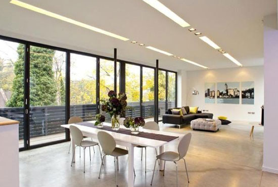 Five-bedroom contemporary modernist property in London, N6