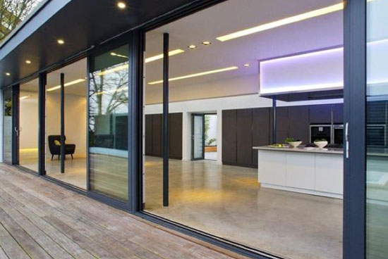 Five-bedroom contemporary modernist property in London, N6