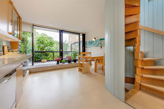 1960s Neave Brown modern townhouse in London N19