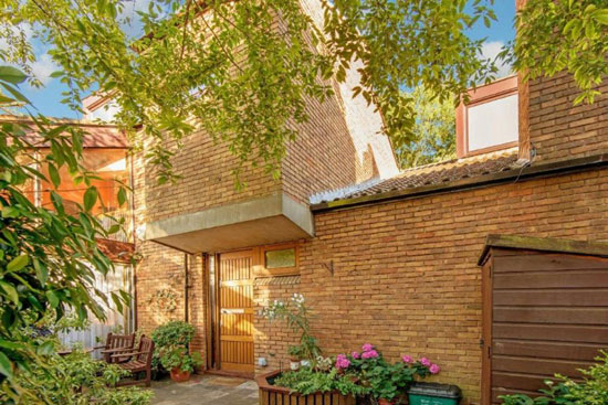 1970s Ted Levy-designed modernist property in Highgate, London N6