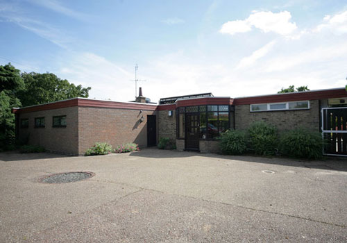 On the market: 1960s Peter Barefoot-designed single storey house in Nacton, Suffolk