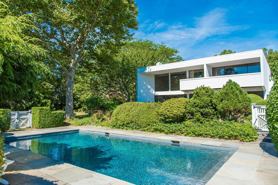 1970s modernism: Julian and Barbara Neski-designed property in Water Mill, New York, USA